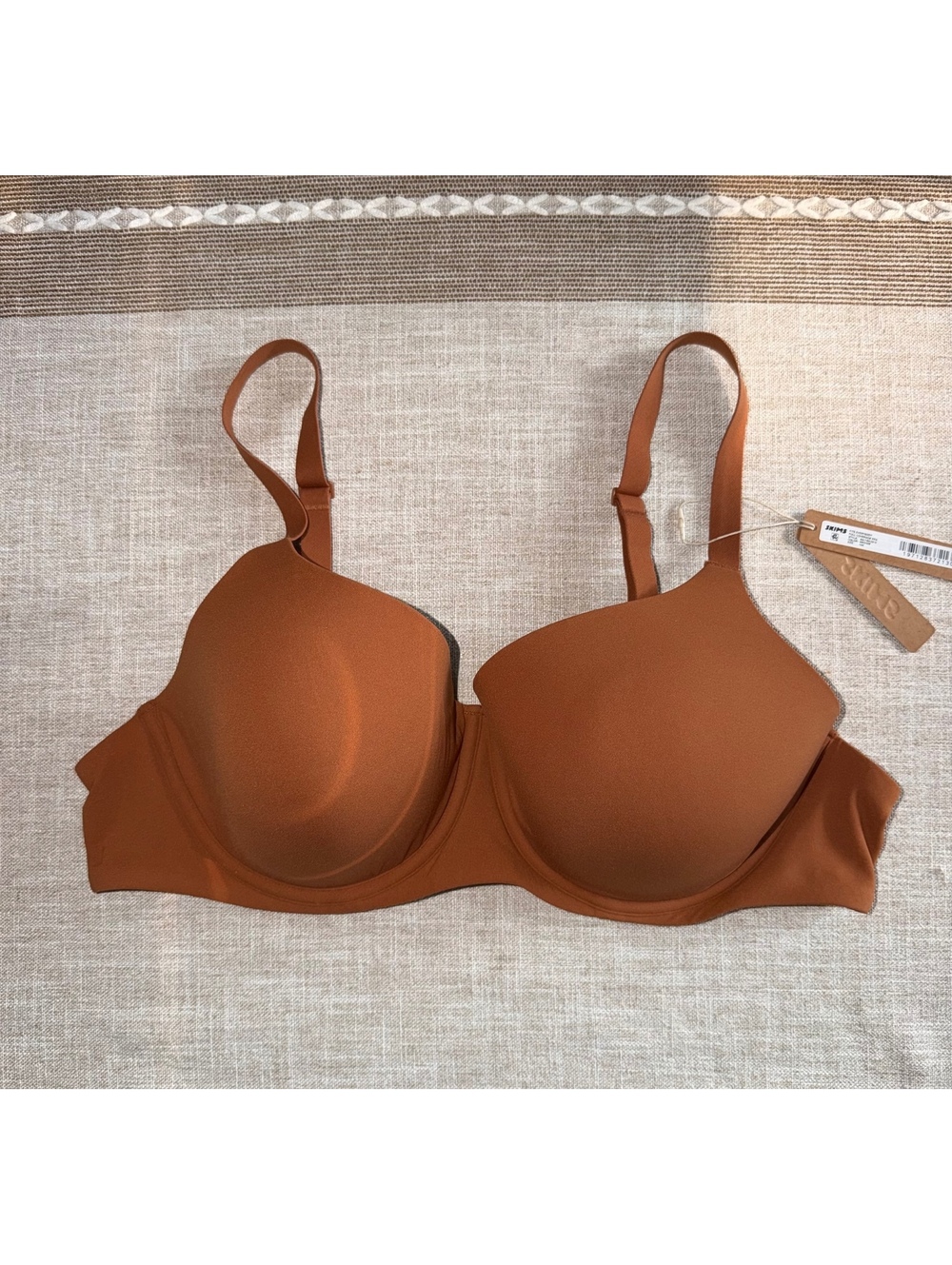 Skims Fits Everybody Full Coverage Bra in Bronze, Size 44A